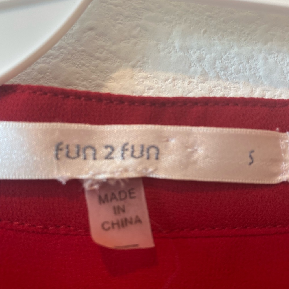 Fun 2 Fun Blouse. - Picture 3 of 4